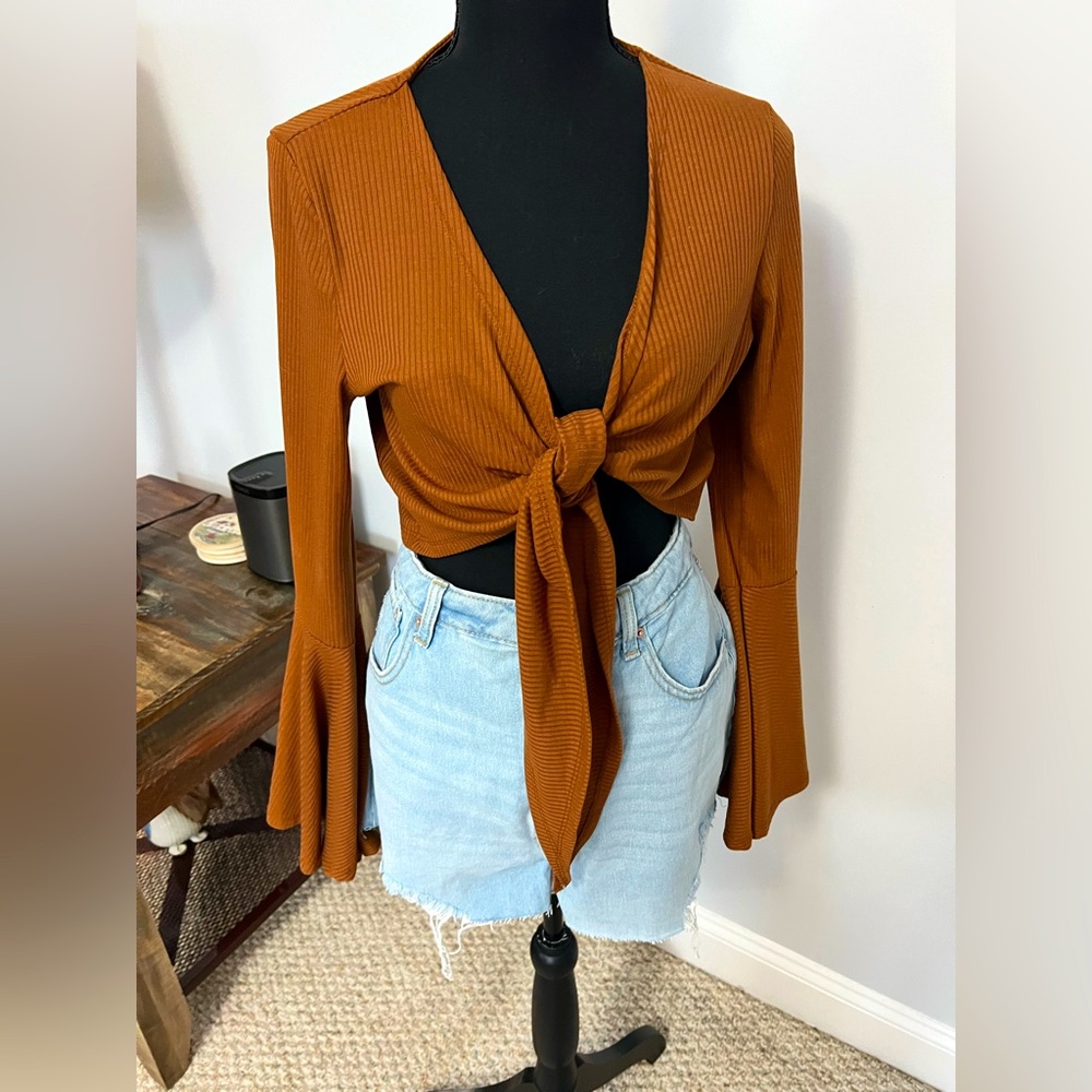 Women’s Camel Bell Sleeve Tie Wrap Cardigan Top Size XL